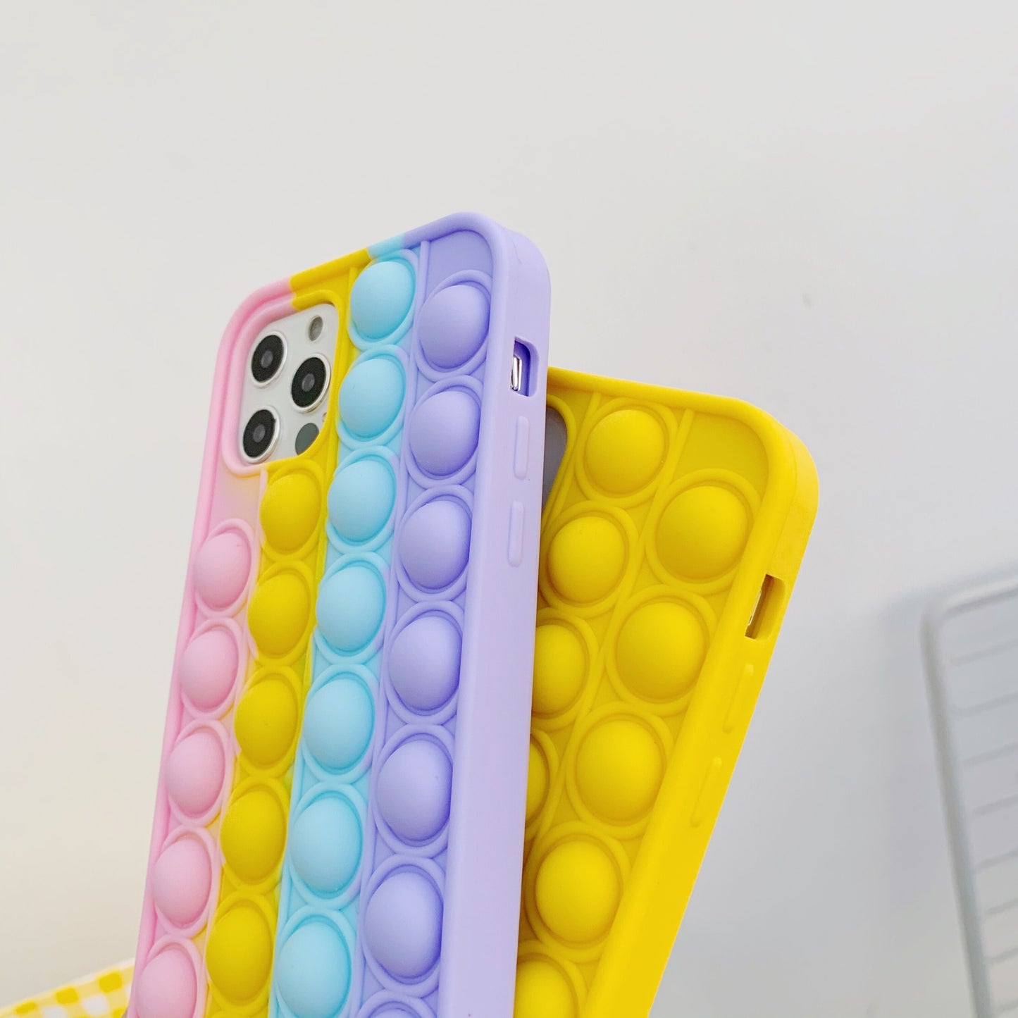 Fashion Rainbow Shockproof Silicone Phone Case For Iphone 11 12 Pro Max 6s 7 8 Plus X XR XS Max Cover Reliver Stress Pop Bubble